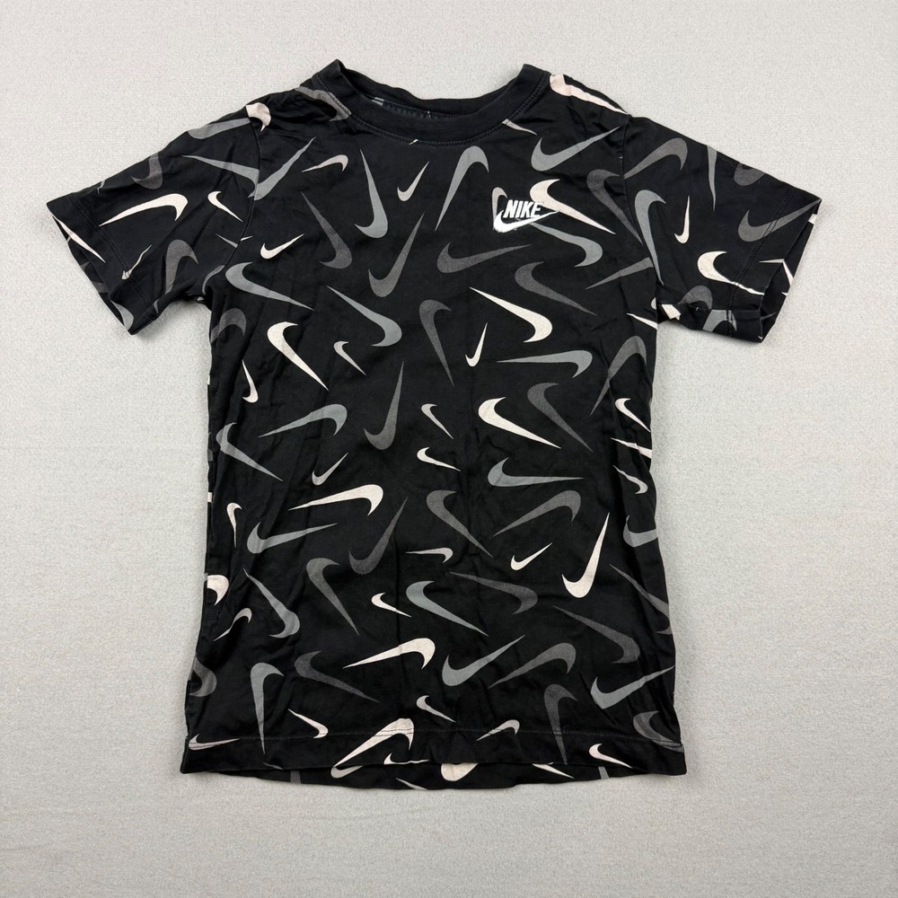 Nike Kids Medium Black Swoosh All Over Print T-Shirt Short Sleeve Tee DJ6637-010